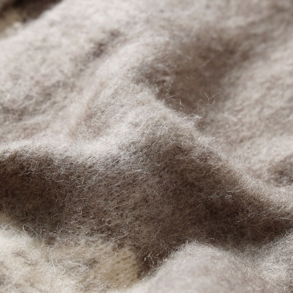 REMI RELIEF（レミレリーフ）スカ柄 起毛ニットカーデ｜アメカジ