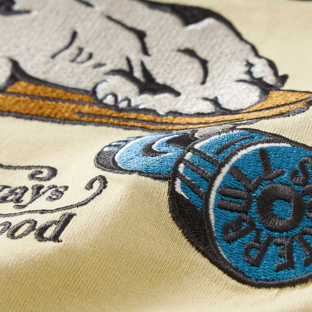 【HEATH 】EMBROIDERY SKATE BULL T-SHIRT刺繍スケートブルTシャツ
