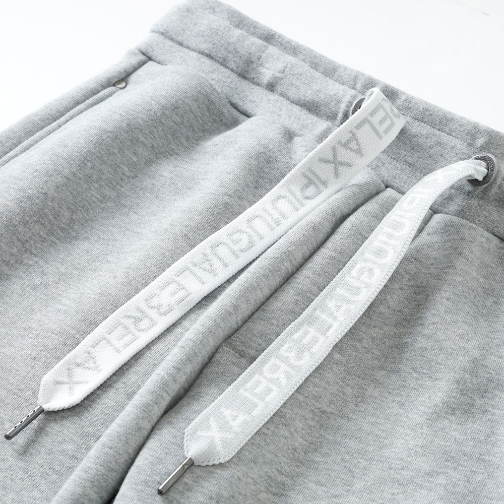 1PIU1UGUALE3 RELAX(ウノピゥウノウグァーレトレ リラックス)パイピングロゴ ワイドスピンドルジョガーパンツ