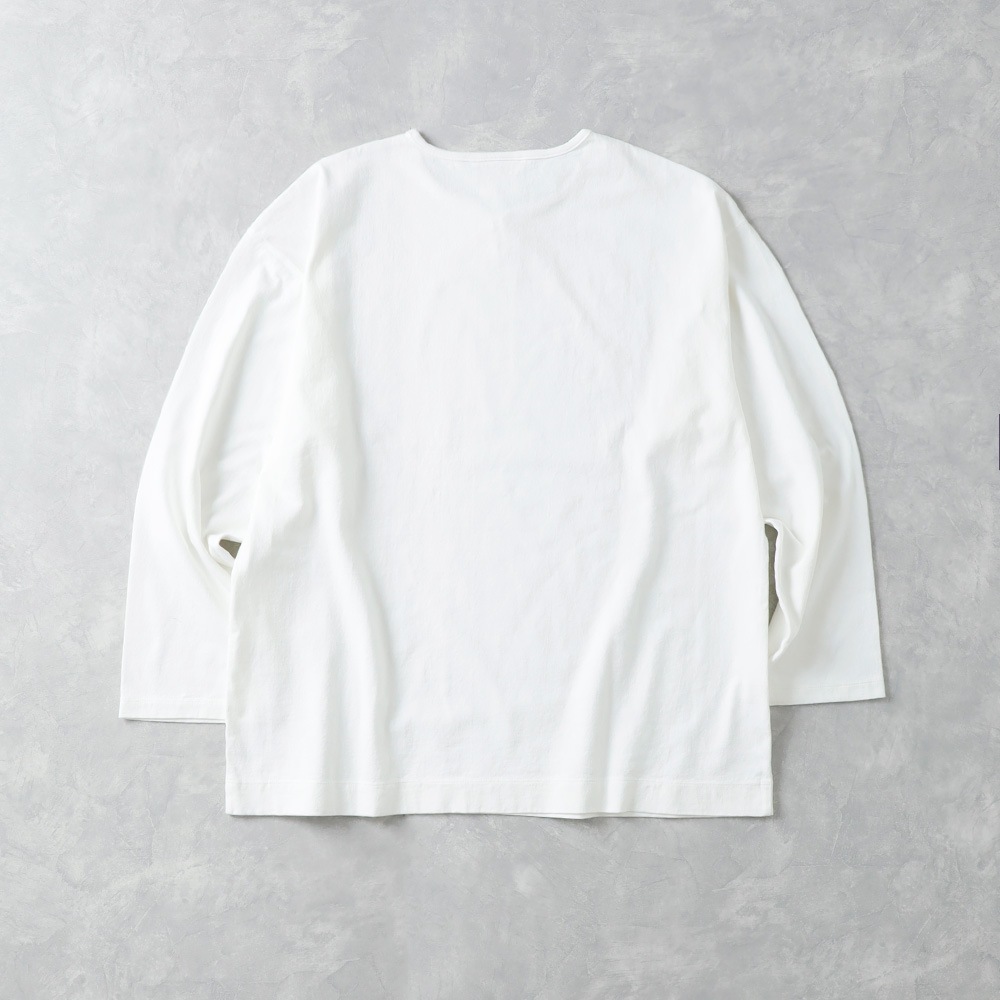 BARNS OUTFITTERS（バーンズアウトフィッターズ） 別注 ビッグコズン コンチョ ロング Tシャツ 