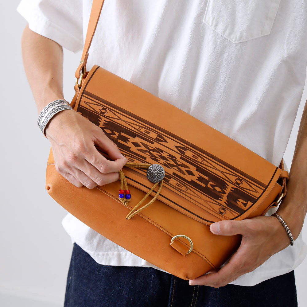 【BLUE PORT】Genuine Leather Shoulder Bag 本ヌメ革ショルダーバッグ