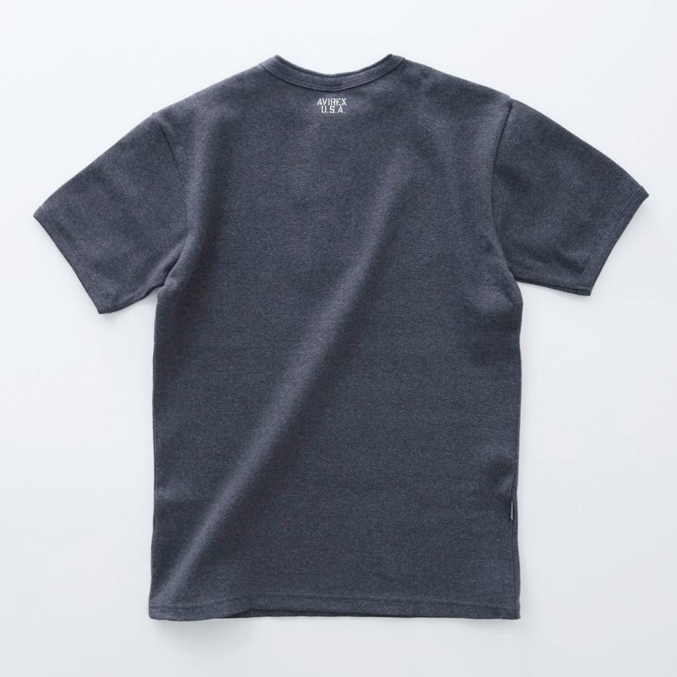 <10%OFF！ファミリーSALE！>◆【AVIREX】HENRY NECK T-SHIRT