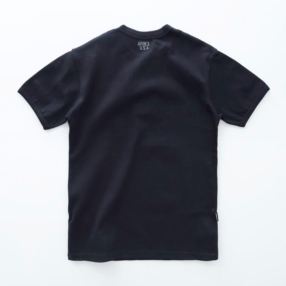 <10%OFF！ファミリーSALE！>◆【AVIREX】HENRY NECK T-SHIRT