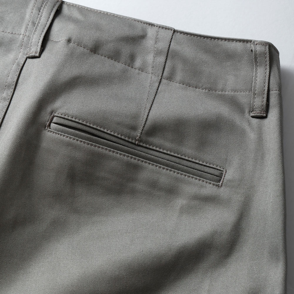 HEATH（ヒース）濱チノ ウエポンチノトラウザーズ