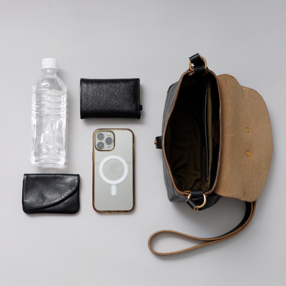 【HEATH】CHROMEXCEL LEATHER POSTMAN BAG クロムエクセルレザー ポストマンバッグ