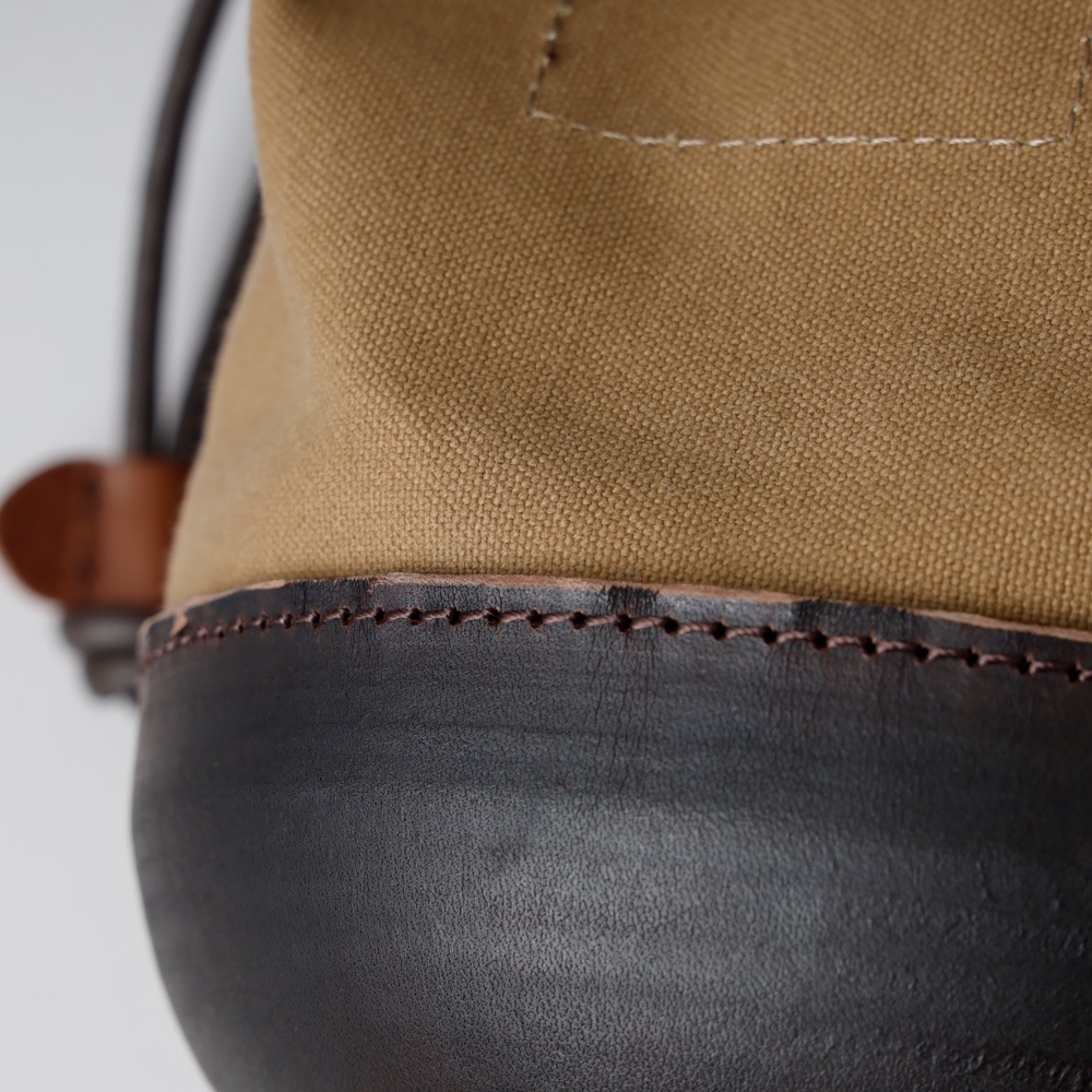 【Butler Verner Sails】MOLDED LEATHER MINI BAG モールドレザー巾着ショルダー