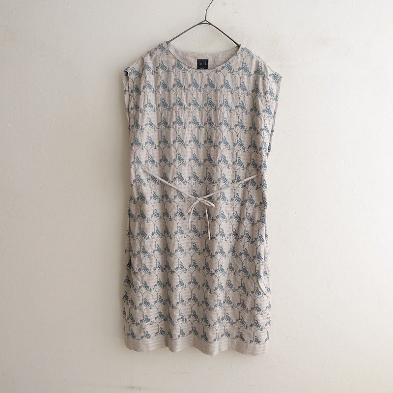 ミナペルホネン　mela 38 mela ファブリック - minä perhonen