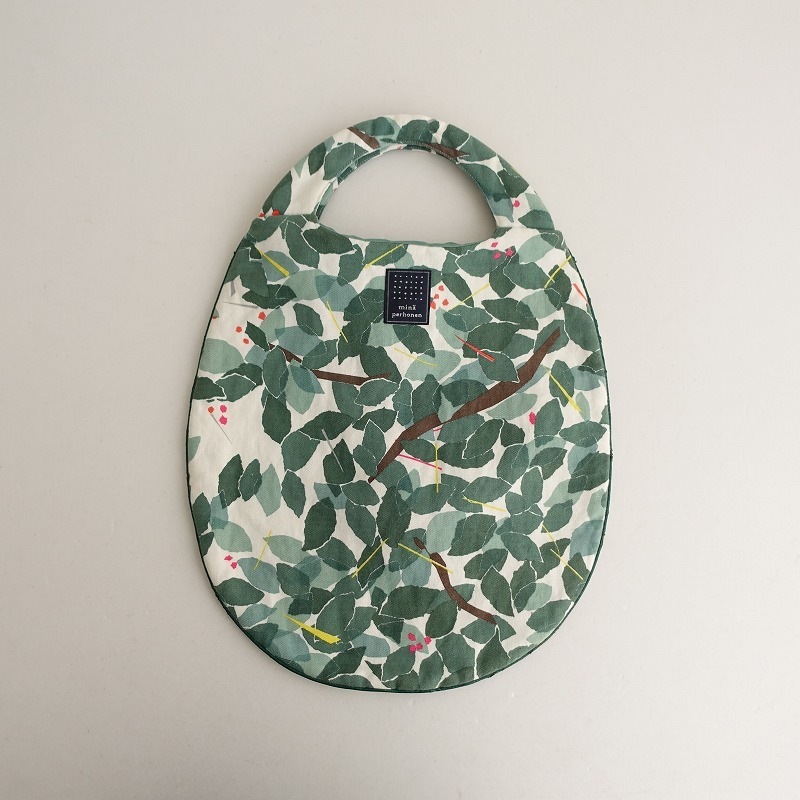 ミナペルホネン mina perhonen alive エッグバッグ 熊（ミナペルホネン  