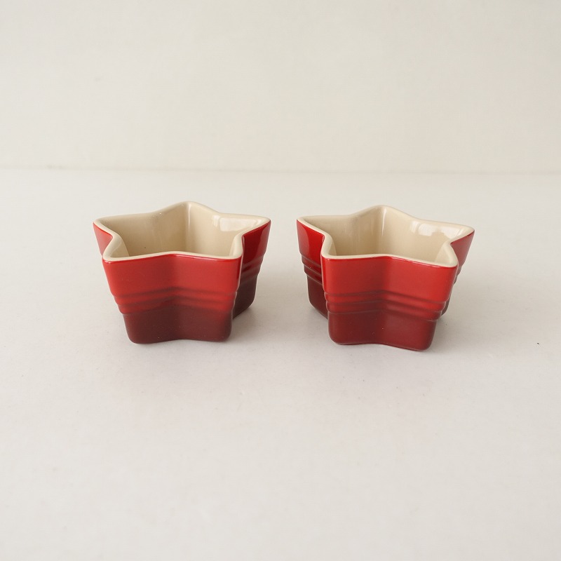 �롦���롼�� LE CREUSET Small Ramekin Etoile ���������å� ��å� 2�ĥ��å�   (wa87-2412-17)��01B52��