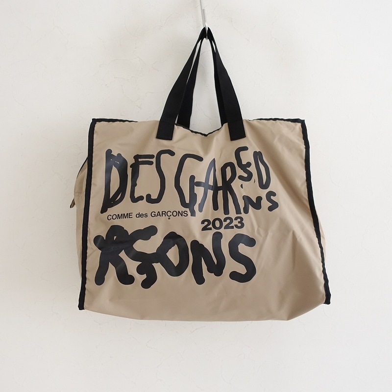 2023/コムデギャルソン COMME des GARCONS ロゴメッセージ