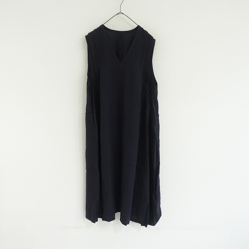 【極美品】ネストローブ リネンショルダータックワンピース ロング丈 2024SS 2024/定価2.9万】ネストローブ nest Robe リネンショルダー