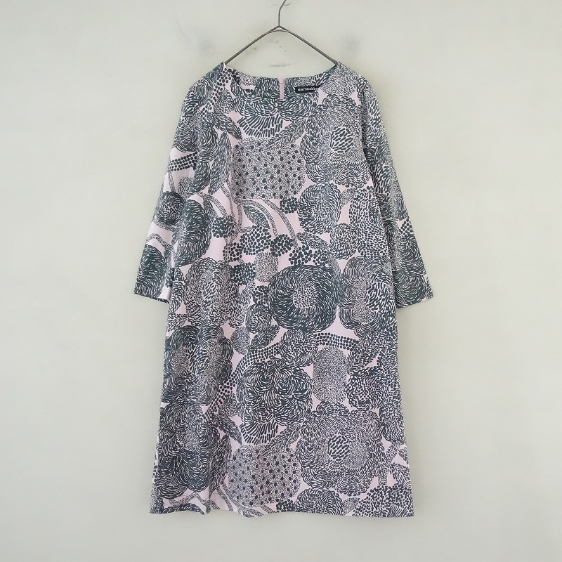 マリメッコ　ワンピース　36 マリメッコ marimekko MYNSTERI BIAK ワンピース 36 (k1-2506