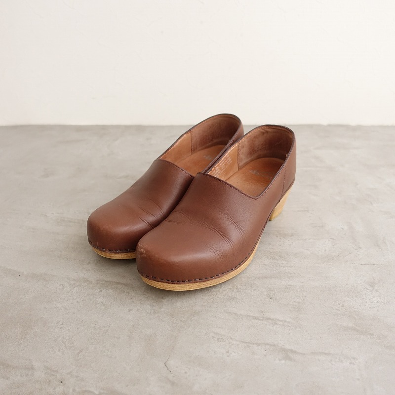 【美品】Lepettoエナメル レースアップシューズ 40 (25cm程度) 美品】Lepettoエナメル レースアップシューズ 40 (25cm程度