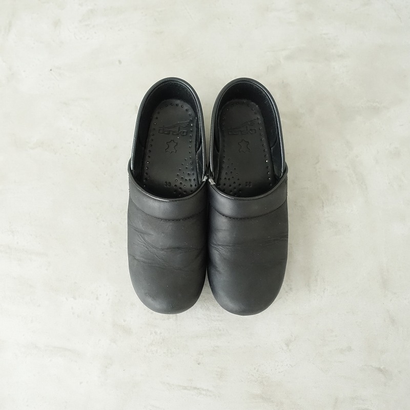 【美品】 dansko サンダル サイズ37 DANSKO(ダンスコ) / 擦れ/シワ/履き口劣化有/サンダル/37