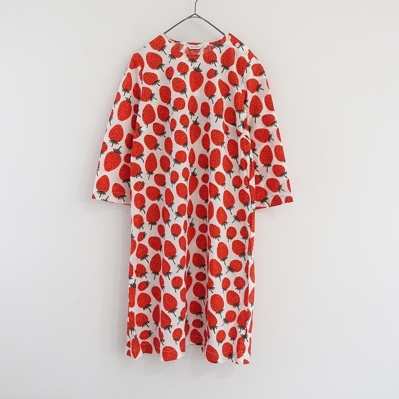 marimekkoマリメッコ 赤白のストライプ ノースリーブワンピース marimekkoマリメッコ 赤白のストライプ ノースリーブワンピース