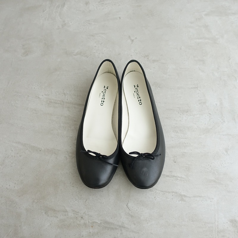 レペットlepeuo 未使用パンプス ⭐未使用級⭐レペット パンプス エナメル フラットシューズ 赤