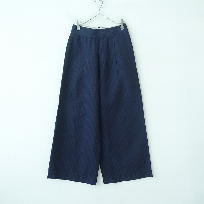 Pal’las Palace パラスパレス　コットンリネン　クロップドパンツ pal'las palace パラスパレス - 21夏のよそおい