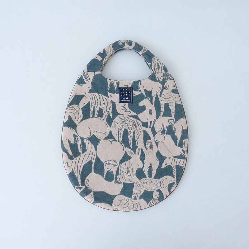 美品: mina perhonenミナペルホネングローブバックday dream 美品: mina perhonenミナペルホネングローブバックday dream