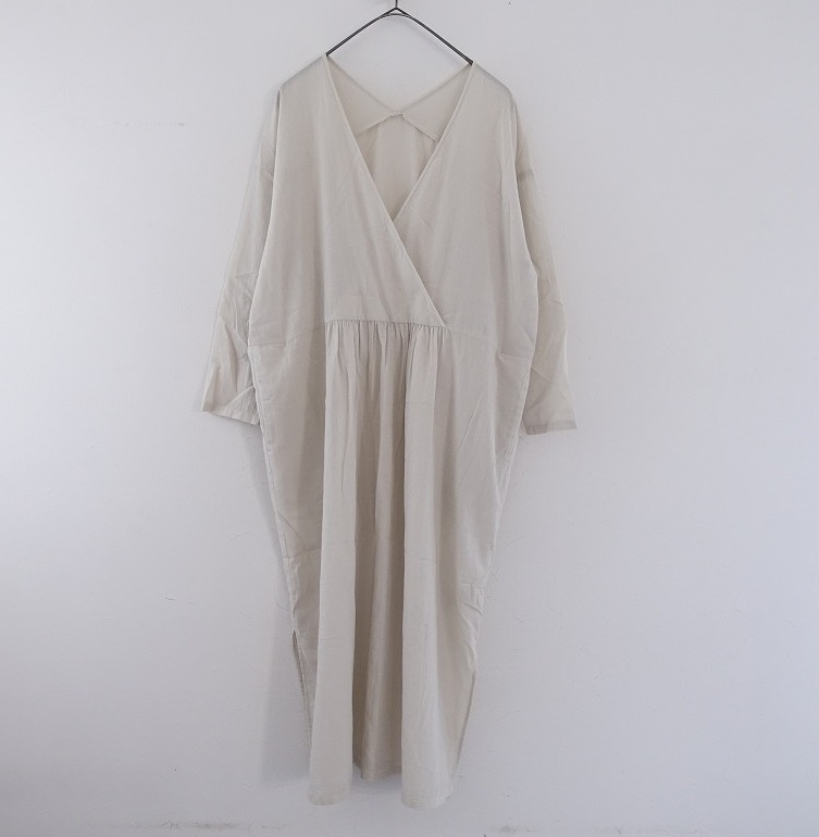evam eva（エヴァムエヴァ） 古着 通販 買取
