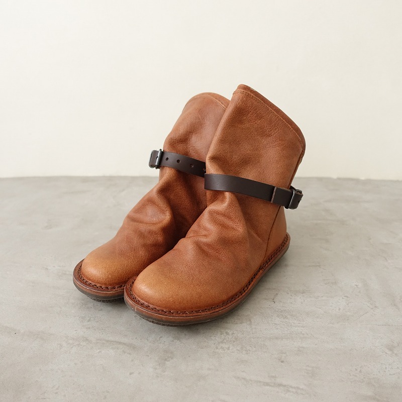 美品定価2.7万】タチノチエ TACHINO CHIE TANZAKU M レザー