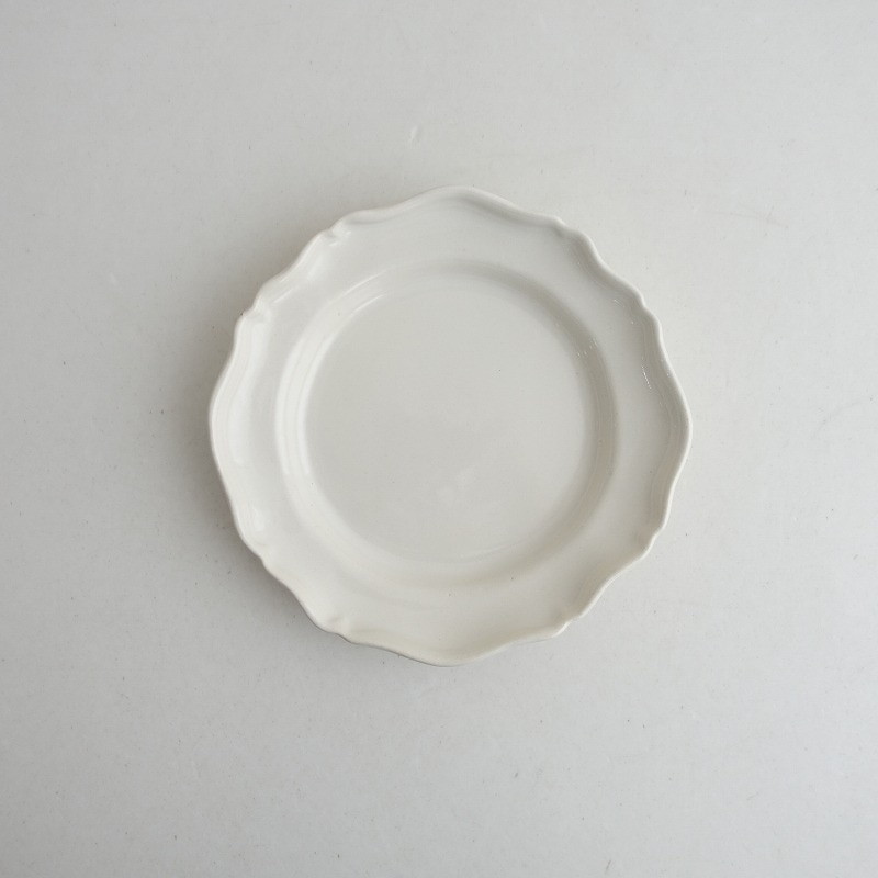 河合竜彦　輪花レリーフ皿 美品】 河合竜彦 レリーフ皿 16cm (wa84-2508-79)【01I52