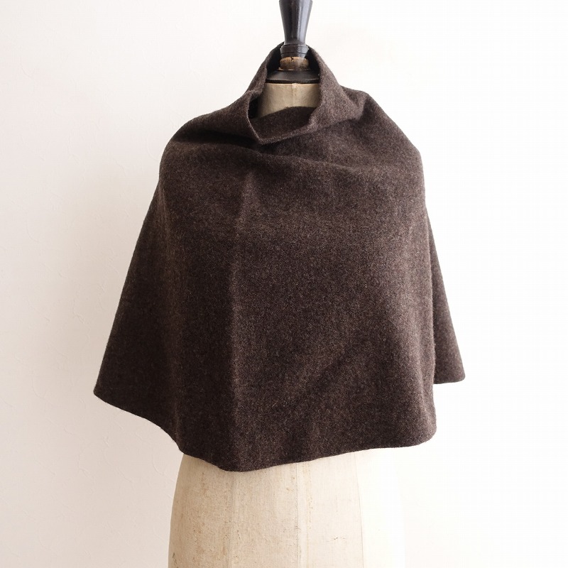 cecilie telle ハイネック ポンチョ ベージュブラウン cecilie telle ポンチョ 美品 cecilie telle ハイネック