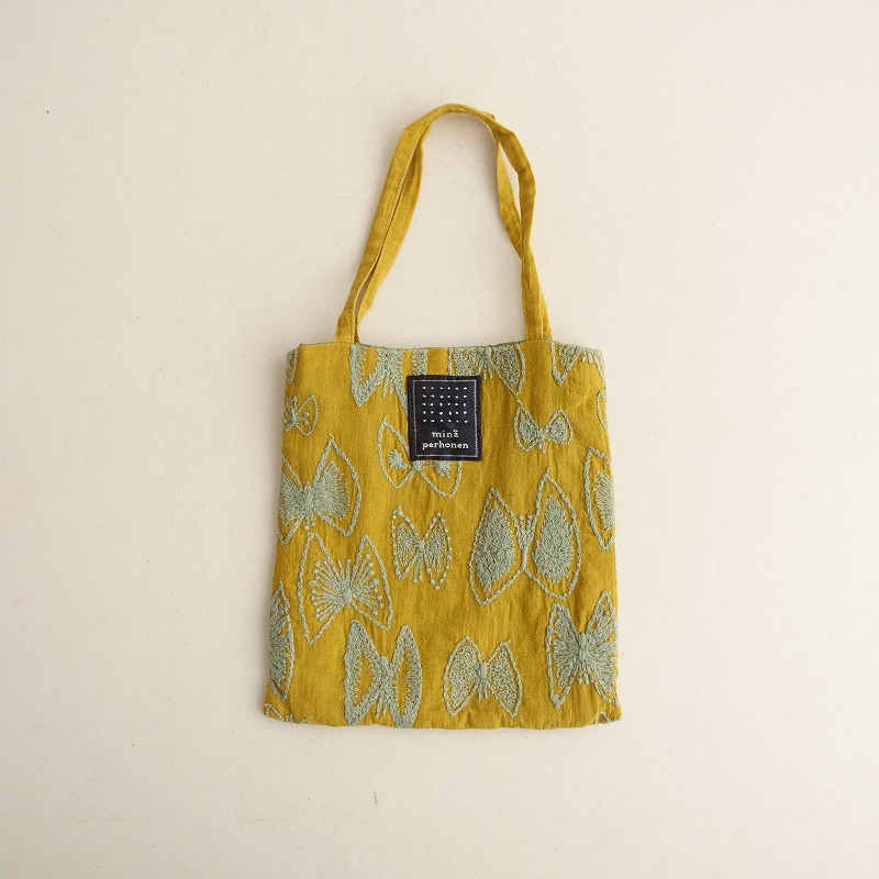 ミナペルホネン＊choucho＋smile flowerギャザポケバッグ✂️ ミナペルホネン＊chouchoギャザポケバッグ✂️ハンドメイド ミナ