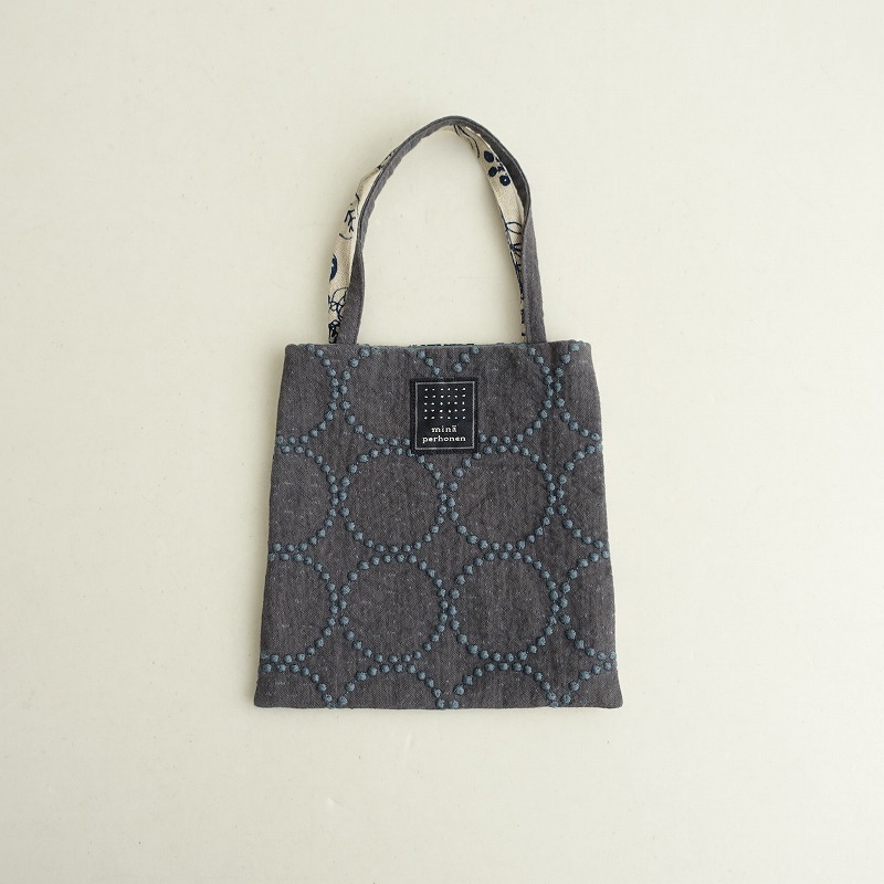 美品】ミナペルホネン mina perhonen lolo cuddle purse カドルパース