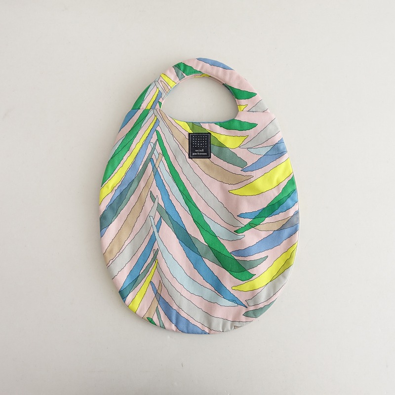 ミナペルホネンエッグバッグ ミナペルホネン mina perhonen yuki-no-hi fuyu hotaru エッグ