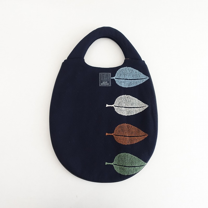 美品】ミナペルホネン mina perhonen lolo cuddle purse カドルパース