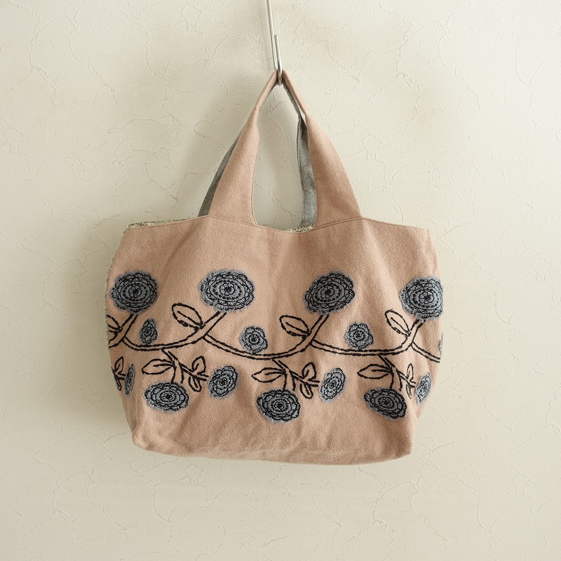 美品/定価4.4万】ミナペルホネン mina perhonen tambourine cuddle bag