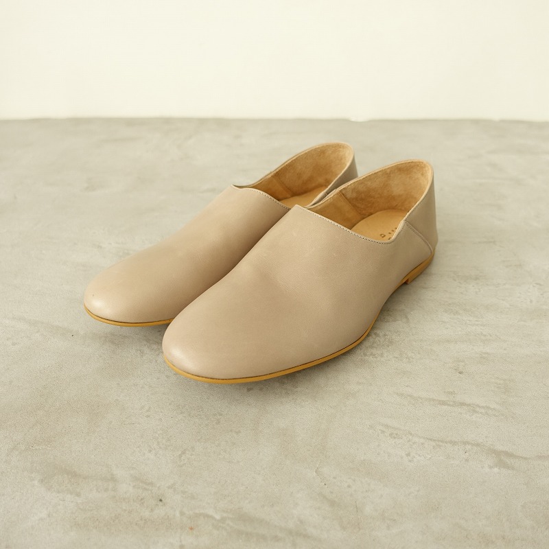 【新品未使用】que shoes plain que ホワイト Lサイズ 24 キュー que *ハラコサンダル L/24*白ホワイト皮革靴レザーオープントゥ