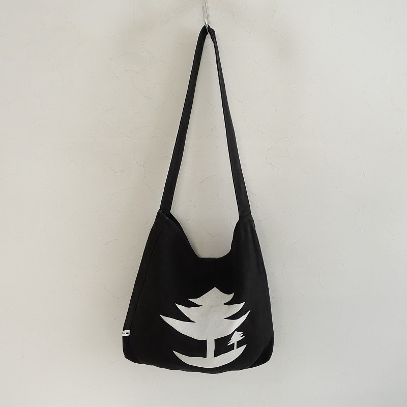 ハンドメイド ミナペルホネントートバック（yuki no hi. chum. land theater. quartet. good old） ミナペルホネン　ハンドメイド　トートバッグ　パッチワーク　はぎれ　ハギレ | フリマアプリ ラクマ