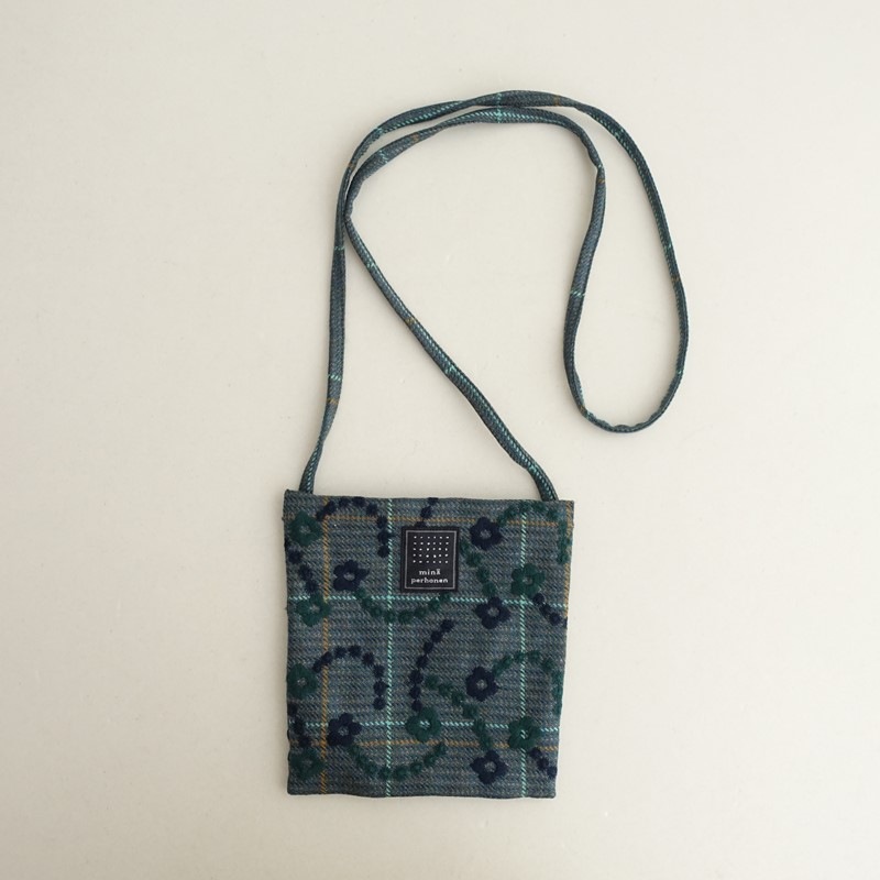������/2024AW�ۥߥʥڥ�ۥͥ� mina perhonen flower leap pocket bag �ݥ��åȥХå�   (ba7-2510-222)��41K52��