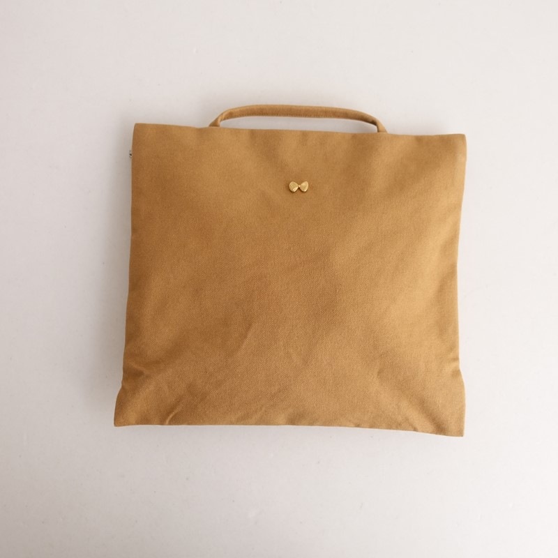 2024AW】ミナペルホネン mina perhonen supouch M (ac30-2510-172