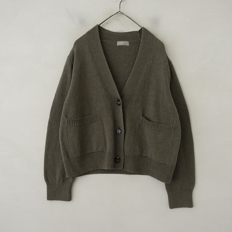 新品タグ付き　2024AW マーガレットハウエル　カーディガン　ウール　深緑　Ⅱ 新品タグ付き 2024AW マーガレットハウエル カーディガン ウール 深緑