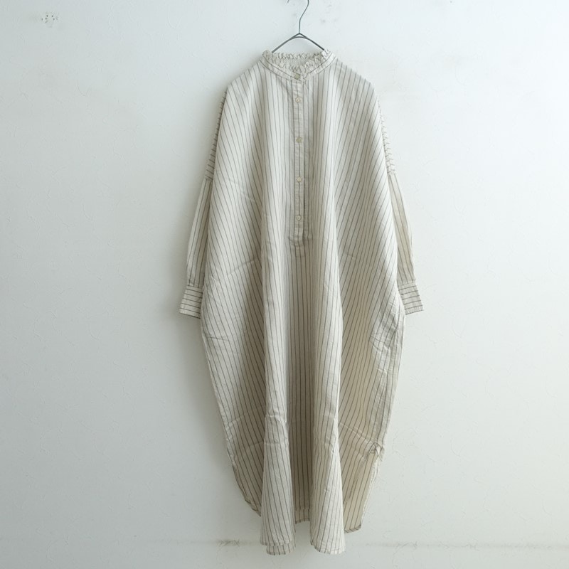 �����1.8���ۥ��饷&�ȥ�åץ��ѥ֥�å��� KURASHI & Trips PUBLISHING ���Ĥ����ꤵ��ȤĤ��ä��ե����ԡ���  M��L (25-2511-188)��60L52��