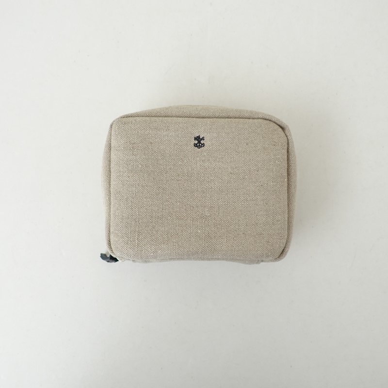 美品/2.5万】アーツ&サイエンス ARTS&SCIENCE Zipper gusset pouch M