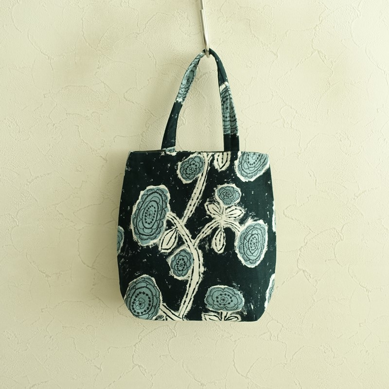 2023】伊勢丹限定/ミナペルホネン mina perhonen choucho egg bag