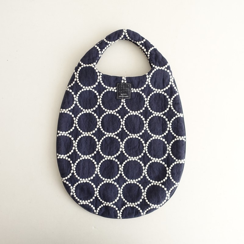 新品ミナペルホネン　　コパンズバッグ　ボディバッグ 25AW copains bag -tambourine- (ボディバッグ）navy mina perhonen