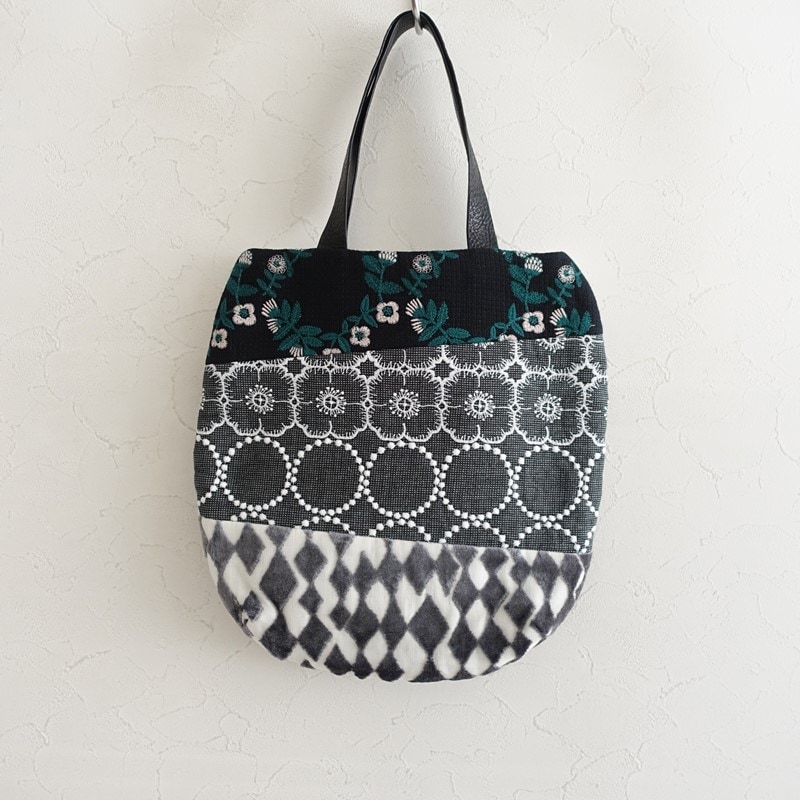 美品】予約購入特典非売品/ミナペルホネン mina perhonen voix light