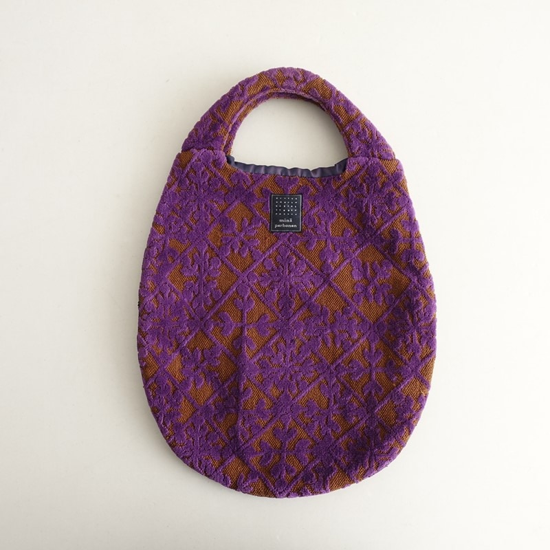 ミナペルホネン mina perhonen peacock 刺しゅうジップアップ