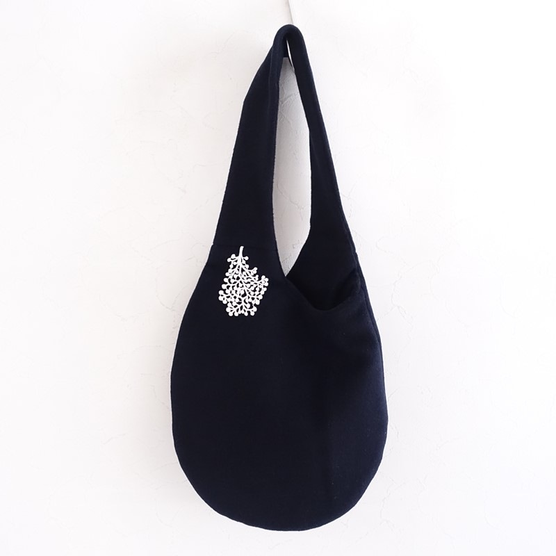 美品/定価3.5万】2023AW/ミナペルホネン mina perhonen oeuf bag