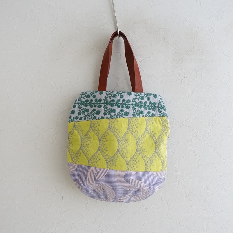 ��2025SS��������/�ߥʥڥ�ۥͥ� mina perhonen piece bag �Υ٥�ƥ��Хå�   (ba31-2512-102)��51A62��