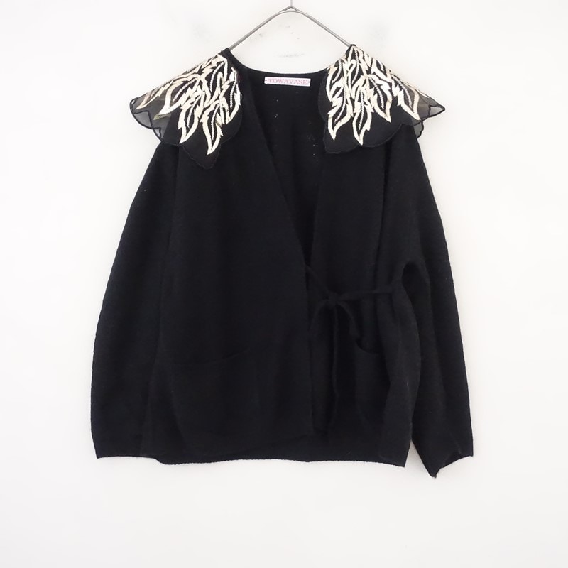 トワヴァーズ TOWAVASE 刺しゅう襟付きPANIER CARDIGAN (2-2512-421