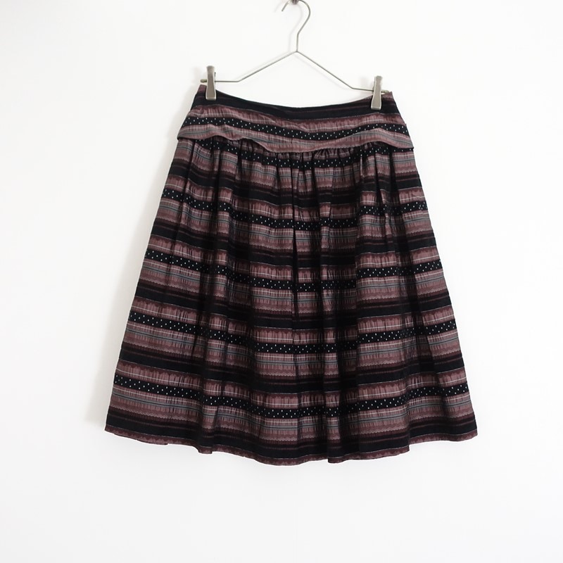 サリースコット　刺繍スカート　新品タグ付き　極美品　大きめサイズ Sally Scott（サリースコット） 【美品/定価3.4万】サリースコット