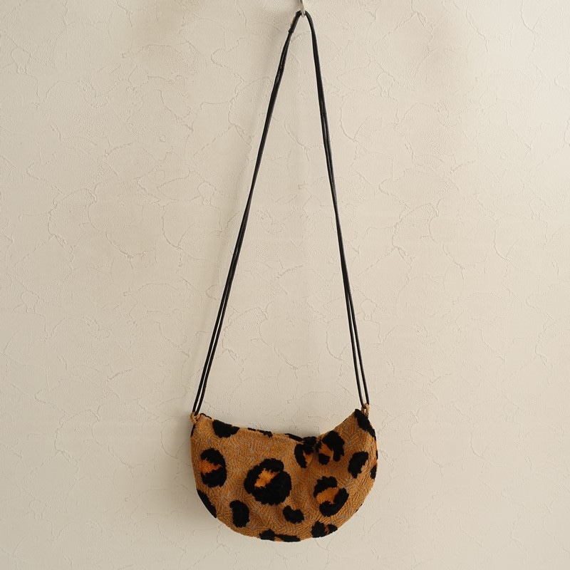 定価9.3万】ミナペルホネン mina perhonen leimaハイネックシルク