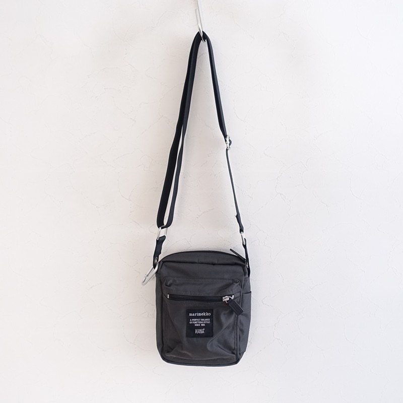 �ޥ��å� marimekko CASH & CARRY   (ba11-2512-111)��22A62��