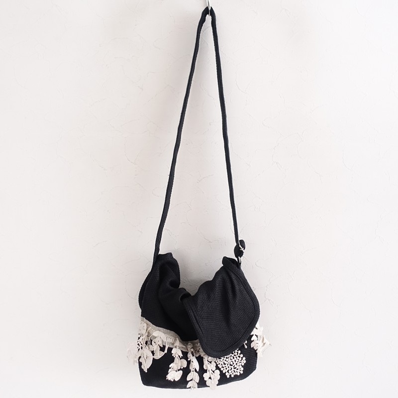 美品】ミナペルホネン mina perhonen forest parade カーフレザー巾着