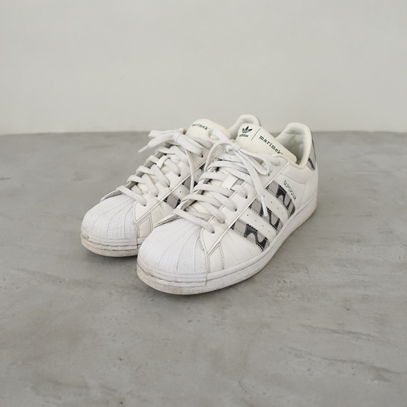 ���ǥ������ߥޥ��å� adidas��marimekko SUPERSTAR ���饦�� ���ˡ����� US8/UK6.5/FR40/JP250/25  US8/UK6.5/FR40/JP250/CHN245 (sh10-2601-113)��61B62��